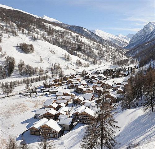 Pragelato Ski Jumping Hotel Exterior foto